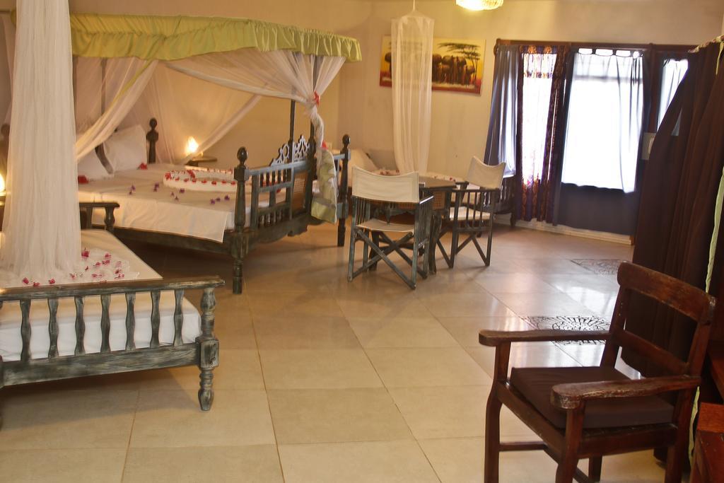 Palumbokendwa Hotel Zanzibar Ngoại thất bức ảnh