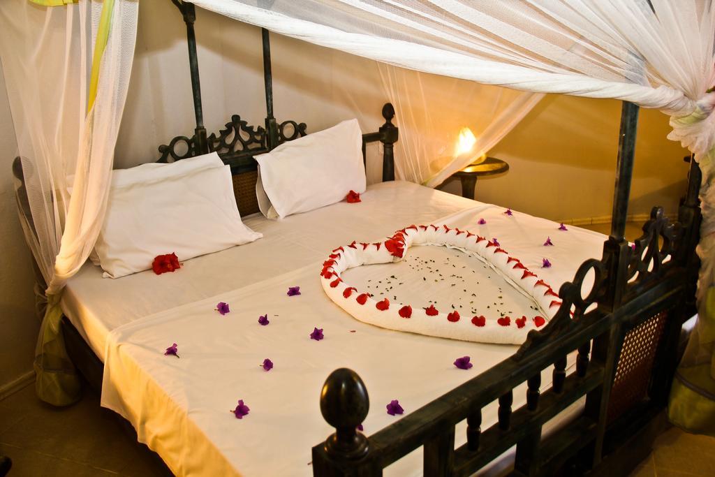 Palumbokendwa Hotel Zanzibar Ngoại thất bức ảnh
