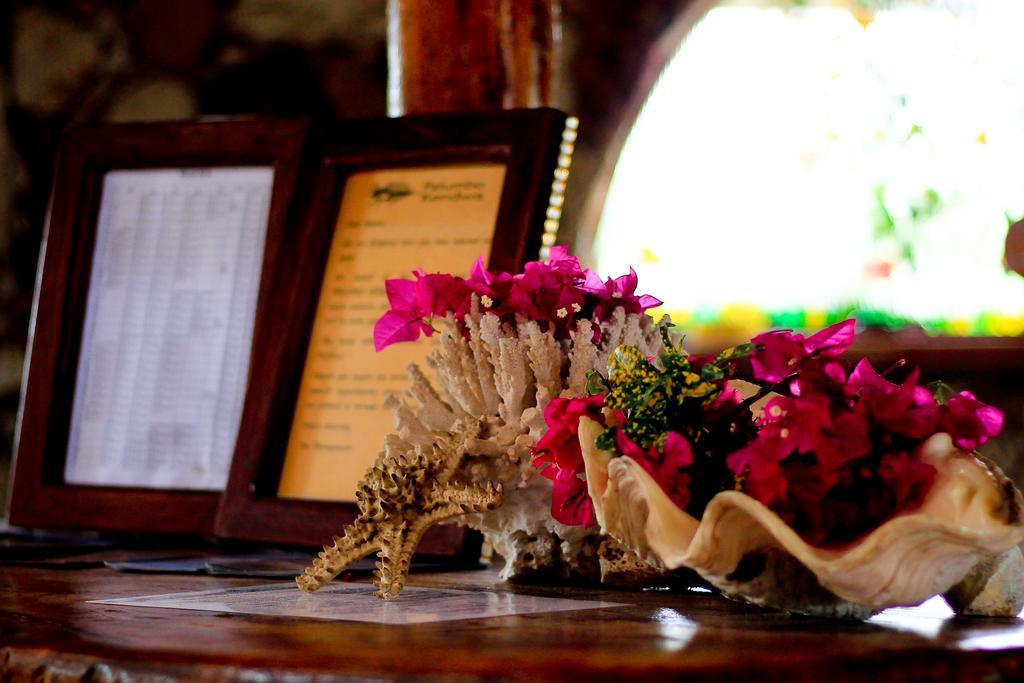 Palumbokendwa Hotel Zanzibar Ngoại thất bức ảnh
