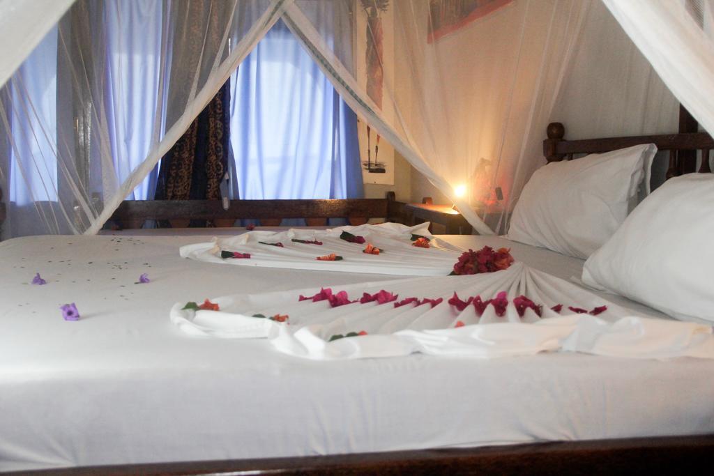 Palumbokendwa Hotel Zanzibar Ngoại thất bức ảnh